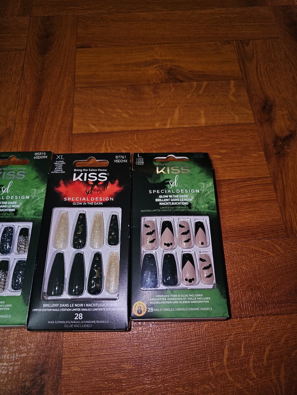Kiss Press On Nails Bundle DISCONTINUED - Picture 2 of 6